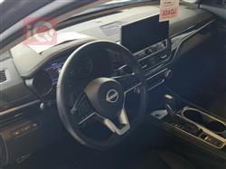 نيسان ألتيما